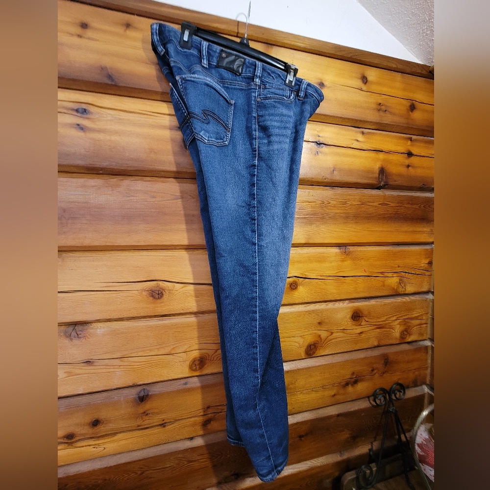 ❤️ Silver Jeans Joga Aiko woman's size W32/L31 jeans super sexy smooth and soft